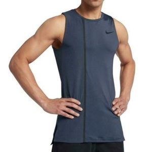 Nike Pro slim fit tank Brand New Medium Navy